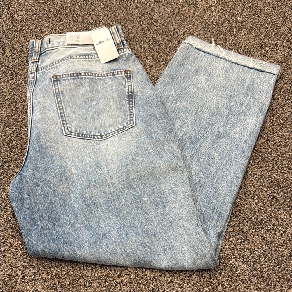 High Rise Blue Jeans with Vintage Wash